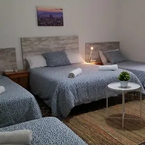 v-barcelona-hostal.topbarcelonahotels.com/